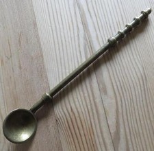 Alter kleiner Messing-Löffel