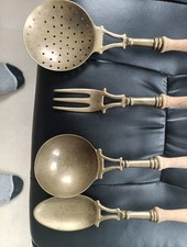 Küchenutensilien Messing